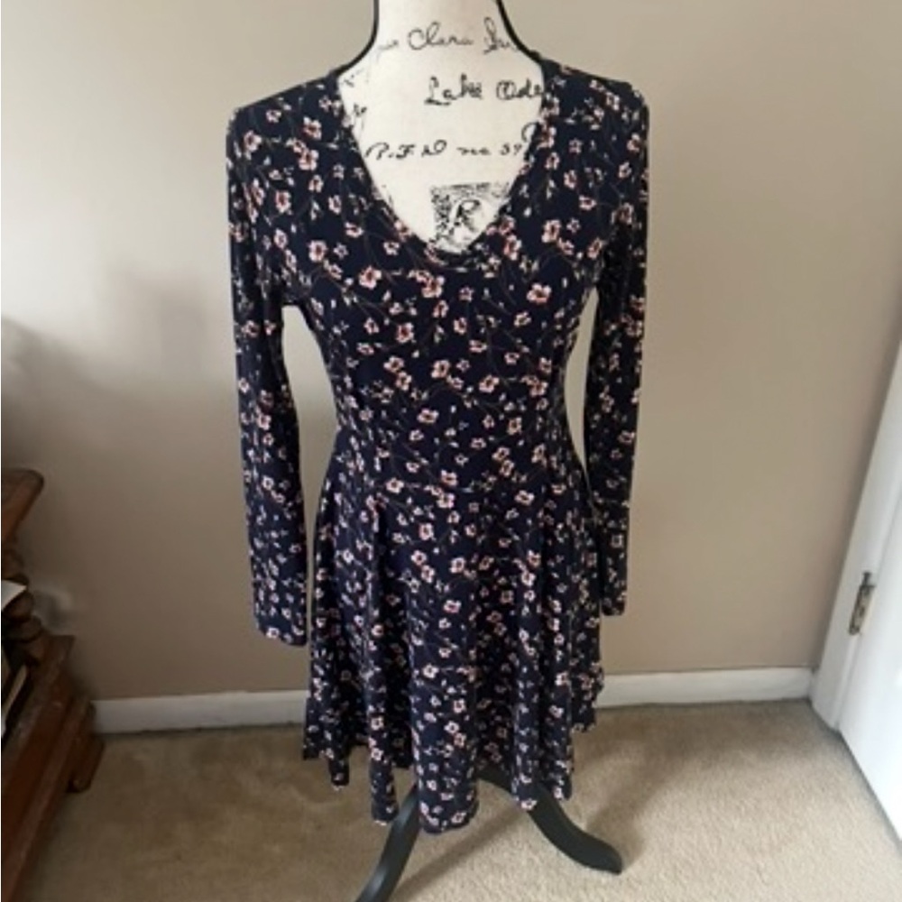 Mia and Tess Floral Long Sleeve Dress